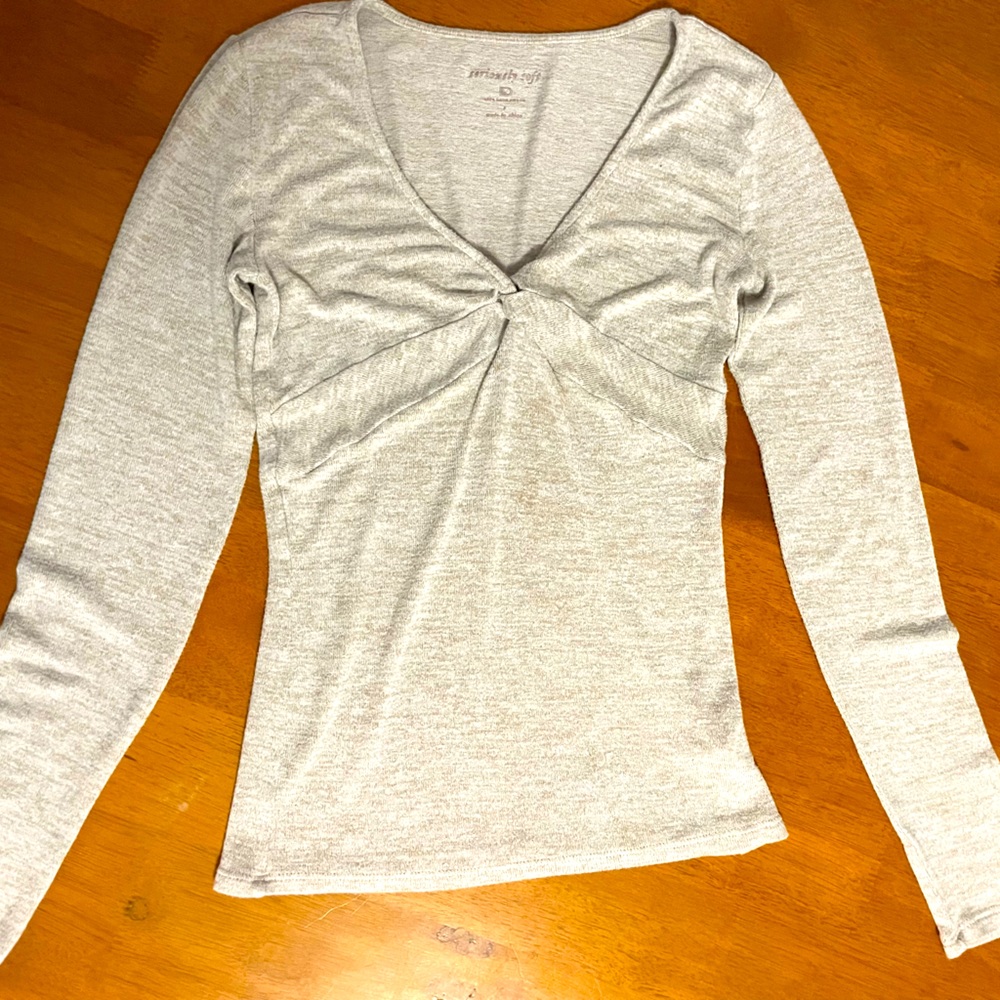LIVE LOVE DREAM top size Small tan/gray Top